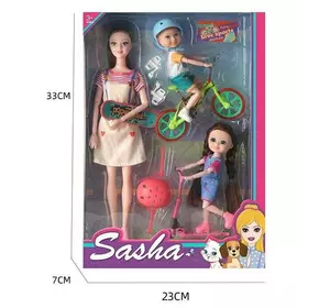 Лялька 51833 (48/2) ""Спортивна родина"", 3 ляльки, шоломи, спортивний транспорт, знімний одяг та взуття, в коробці