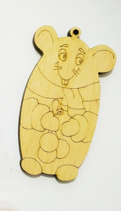 Дерев'яна іграшка на ялинку: Криса 1 (у)